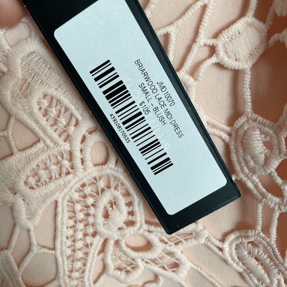 ❤️ Lulus Briarwood Blush Pink Lace Ruffled Midi Dress Brand New Never Been Worn - Picture 7 of 8